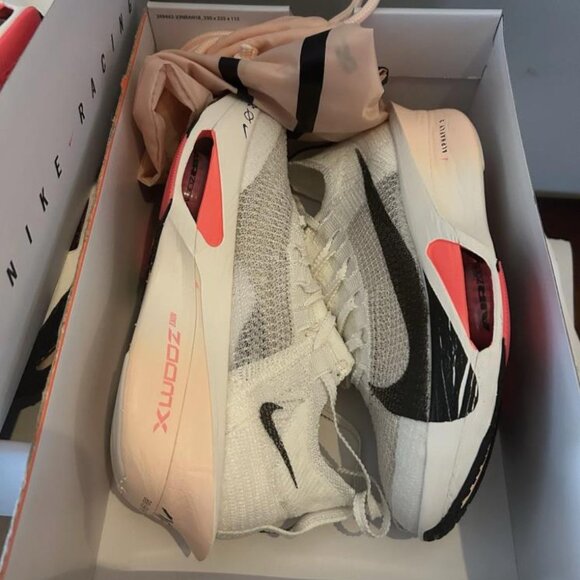 Nike Zoom Alphafly Next% 3 - Picture 1 of 4